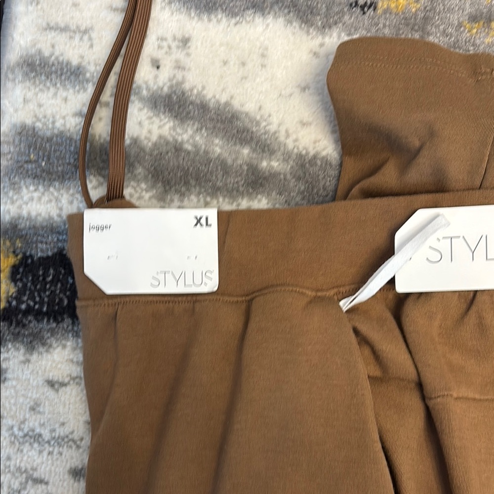 Men’s XL joggers